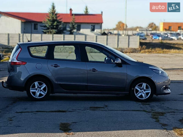 Серый Рено Гранд Сценик, объемом двигателя 1.5 л и пробегом 233 тыс. км за 9200 $, фото 13 на Automoto.ua