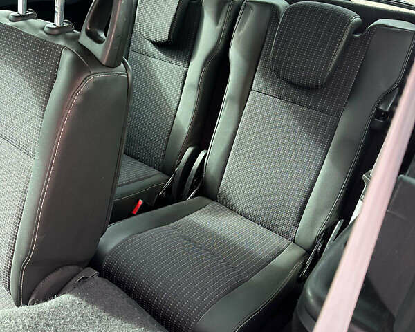 Серый Рено Гранд Сценик, объемом двигателя 1.6 л и пробегом 226 тыс. км за 8800 $, фото 10 на Automoto.ua