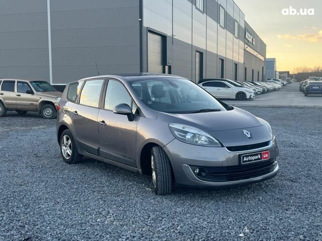 Серый Рено Гранд Сценик, объемом двигателя 1.5 л и пробегом 281 тыс. км за 9740 $, фото 2 на Automoto.ua