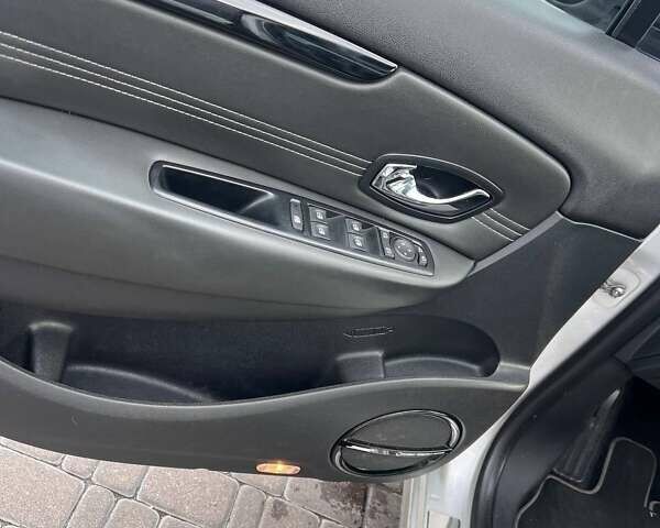 Сірий Рено Гранд Сценік, об'ємом двигуна 1.5 л та пробігом 363 тис. км за 7600 $, фото 17 на Automoto.ua