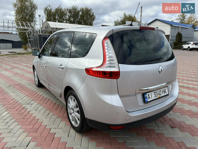 Серый Рено Гранд Сценик, объемом двигателя 2 л и пробегом 187 тыс. км за 8750 $, фото 14 на Automoto.ua