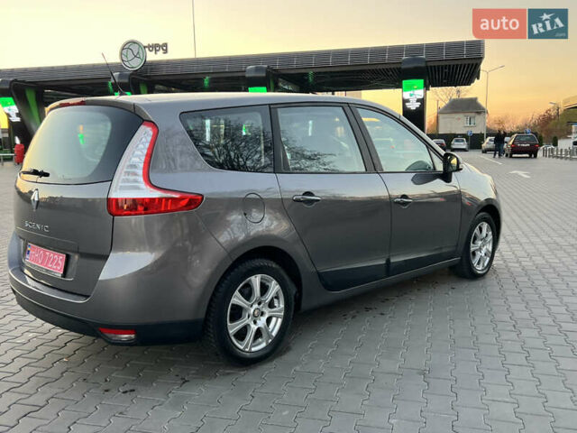 Сірий Рено Гранд Сценік, об'ємом двигуна 1.6 л та пробігом 238 тис. км за 8700 $, фото 17 на Automoto.ua