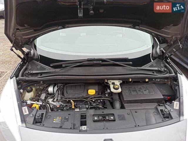 Серый Рено Гранд Сценик, объемом двигателя 1.6 л и пробегом 205 тыс. км за 10500 $, фото 27 на Automoto.ua