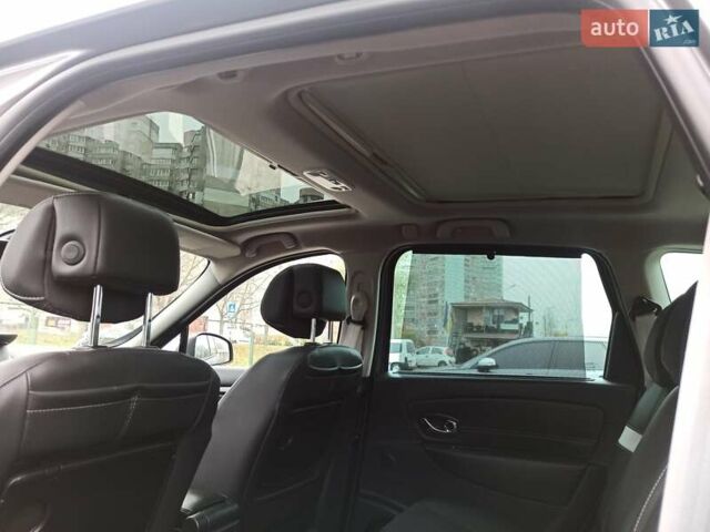 Серый Рено Гранд Сценик, объемом двигателя 1.6 л и пробегом 205 тыс. км за 10500 $, фото 17 на Automoto.ua