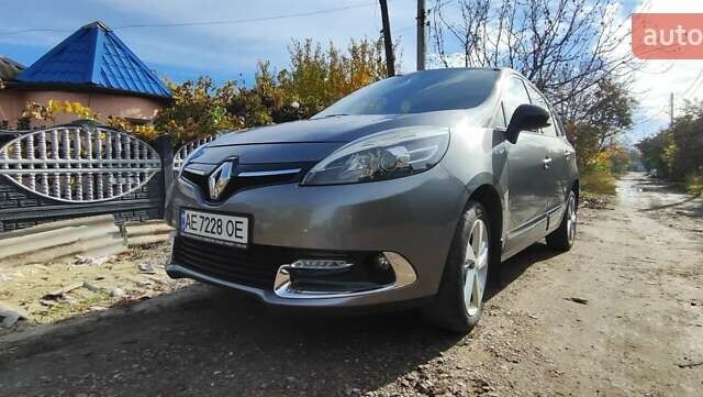 Сірий Рено Гранд Сценік, об'ємом двигуна 1.46 л та пробігом 250 тис. км за 8500 $, фото 10 на Automoto.ua