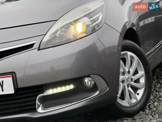Серый Рено Гранд Сценик, объемом двигателя 1.5 л и пробегом 208 тыс. км за 9200 $, фото 14 на Automoto.ua
