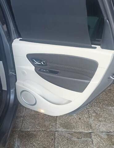 Сірий Рено Гранд Сценік, об'ємом двигуна 1.6 л та пробігом 237 тис. км за 7700 $, фото 24 на Automoto.ua