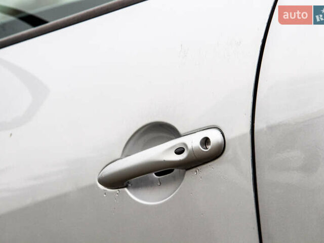 Серый Рено Гранд Сценик, объемом двигателя 1.46 л и пробегом 344 тыс. км за 7900 $, фото 9 на Automoto.ua