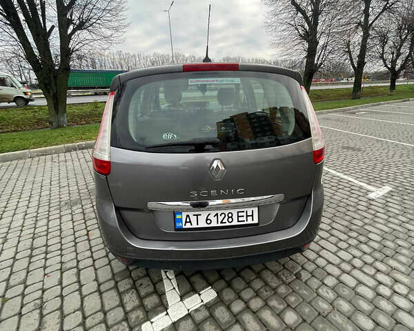 Серый Рено Гранд Сценик, объемом двигателя 1.46 л и пробегом 262 тыс. км за 7900 $, фото 3 на Automoto.ua