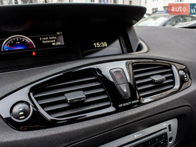 Серый Рено Гранд Сценик, объемом двигателя 1.46 л и пробегом 344 тыс. км за 7900 $, фото 33 на Automoto.ua