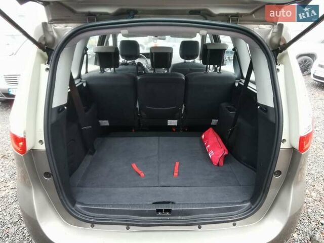 Сірий Рено Гранд Сценік, об'ємом двигуна 1.5 л та пробігом 238 тис. км за 8700 $, фото 50 на Automoto.ua