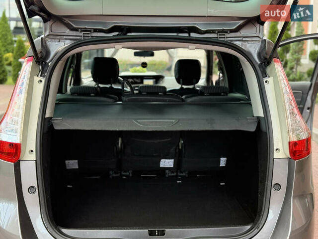 Рено Гранд Сценик 2012 в Стрые на Automoto.ua Серый Рено Гранд Сценик, объемом двигателя 1.5 л и пробегом 239 тыс. км за 9350 $, фото 61 на Automoto.ua