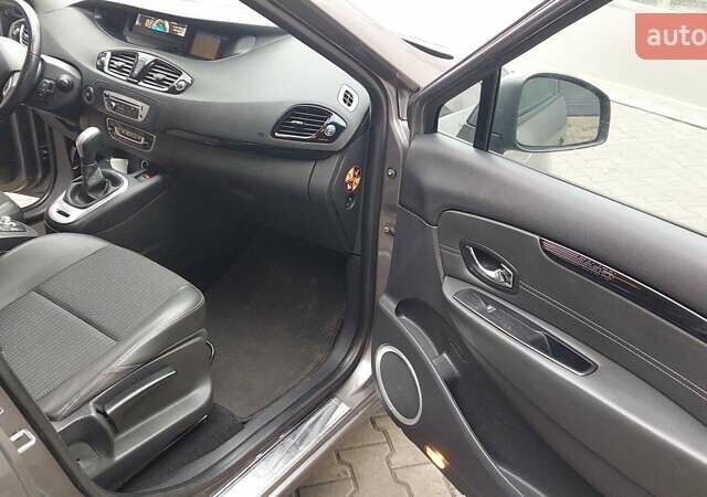 Серый Рено Гранд Сценик, объемом двигателя 1.5 л и пробегом 277 тыс. км за 7550 $, фото 10 на Automoto.ua