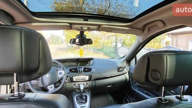 Сірий Рено Гранд Сценік, об'ємом двигуна 1.46 л та пробігом 250 тис. км за 8500 $, фото 14 на Automoto.ua