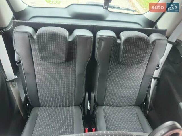 Сірий Рено Гранд Сценік, об'ємом двигуна 1.6 л та пробігом 204 тис. км за 8500 $, фото 23 на Automoto.ua
