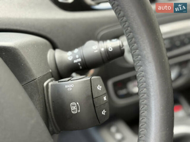 Рено Гранд Сценик 2012 в Стрые на Automoto.ua Серый Рено Гранд Сценик, объемом двигателя 1.5 л и пробегом 239 тыс. км за 9350 $, фото 46 на Automoto.ua