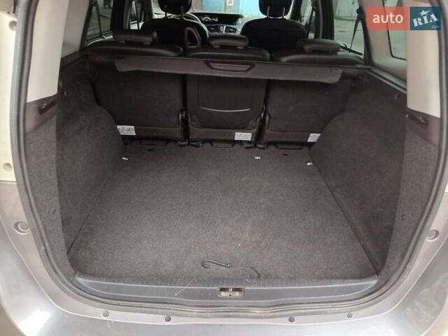 Сірий Рено Гранд Сценік, об'ємом двигуна 1.5 л та пробігом 308 тис. км за 8700 $, фото 15 на Automoto.ua