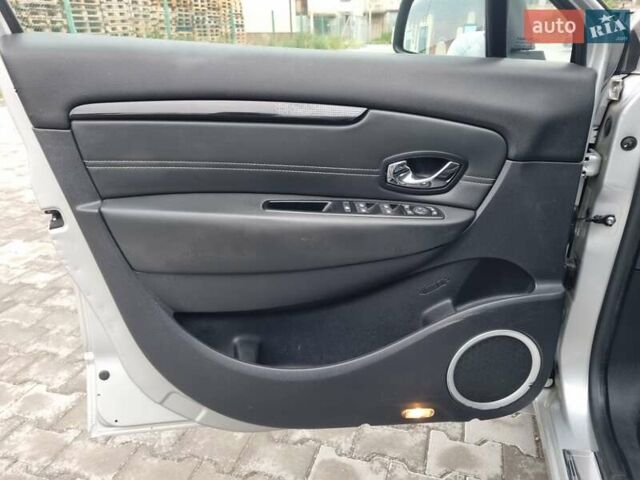 Сірий Рено Гранд Сценік, об'ємом двигуна 1.5 л та пробігом 230 тис. км за 8650 $, фото 22 на Automoto.ua