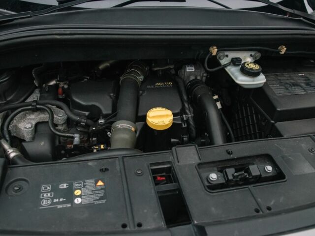 Сірий Рено Гранд Сценік, об'ємом двигуна 1.5 л та пробігом 281 тис. км за 9400 $, фото 12 на Automoto.ua