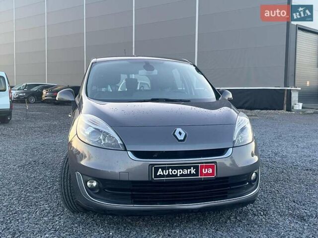 Серый Рено Гранд Сценик, объемом двигателя 1.5 л и пробегом 281 тыс. км за 9740 $, фото 11 на Automoto.ua