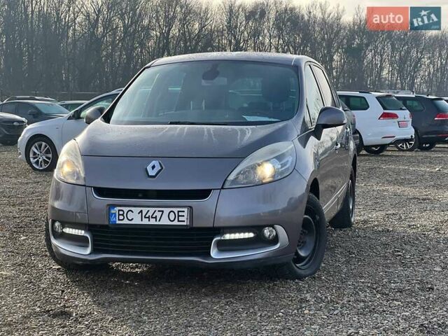 Сірий Рено Гранд Сценік, об'ємом двигуна 1.46 л та пробігом 190 тис. км за 8900 $, фото 7 на Automoto.ua