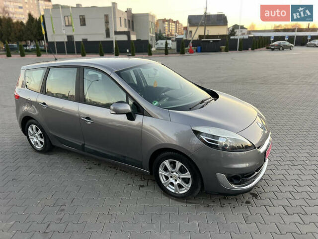 Сірий Рено Гранд Сценік, об'ємом двигуна 1.6 л та пробігом 238 тис. км за 8700 $, фото 46 на Automoto.ua