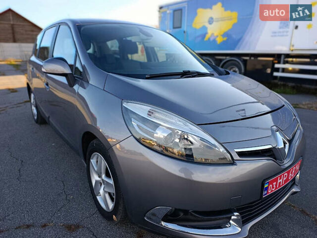 Серый Рено Гранд Сценик, объемом двигателя 1.5 л и пробегом 233 тыс. км за 9200 $, фото 3 на Automoto.ua