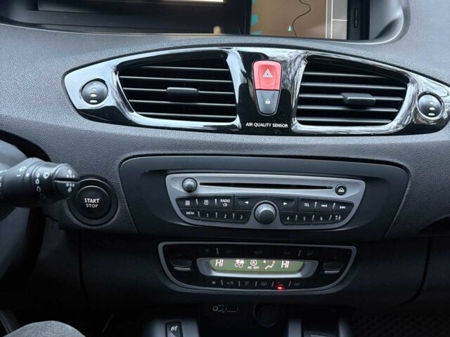 Серый Рено Гранд Сценик, объемом двигателя 1.4 л и пробегом 196 тыс. км за 7700 $, фото 20 на Automoto.ua