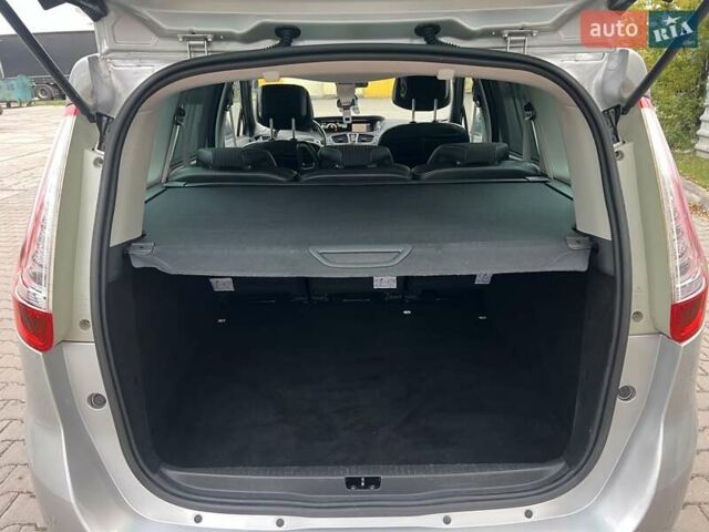 Серый Рено Гранд Сценик, объемом двигателя 1.5 л и пробегом 178 тыс. км за 10300 $, фото 39 на Automoto.ua