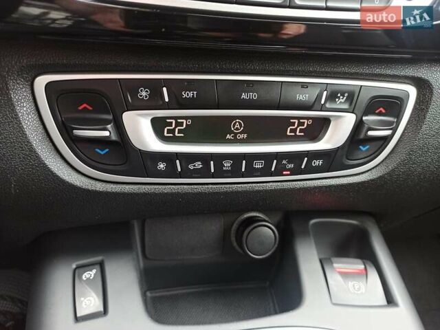 Серый Рено Гранд Сценик, объемом двигателя 1.6 л и пробегом 205 тыс. км за 10500 $, фото 9 на Automoto.ua