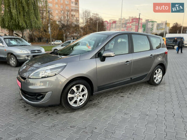 Сірий Рено Гранд Сценік, об'ємом двигуна 1.6 л та пробігом 238 тис. км за 8700 $, фото 41 на Automoto.ua