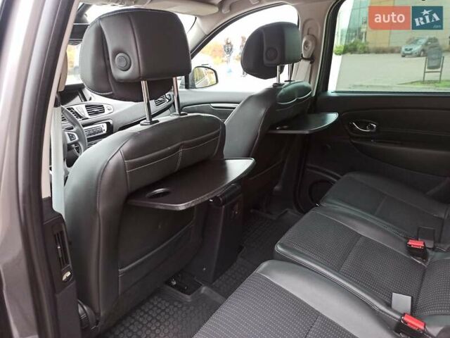 Серый Рено Гранд Сценик, объемом двигателя 1.6 л и пробегом 205 тыс. км за 10500 $, фото 22 на Automoto.ua