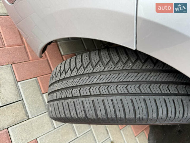 Серый Рено Гранд Сценик, объемом двигателя 2 л и пробегом 187 тыс. км за 8750 $, фото 18 на Automoto.ua