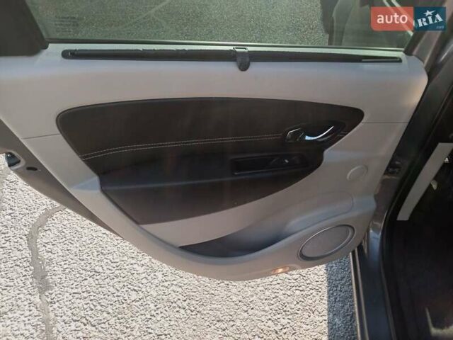 Сірий Рено Гранд Сценік, об'ємом двигуна 1.5 л та пробігом 308 тис. км за 8700 $, фото 3 на Automoto.ua