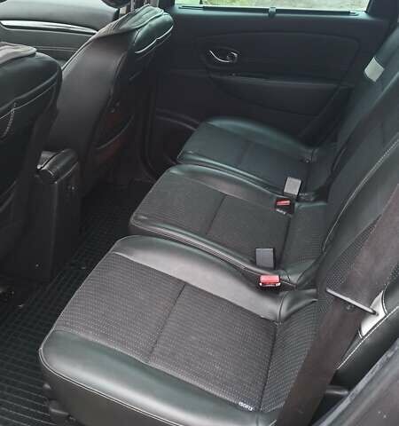 Сірий Рено Гранд Сценік, об'ємом двигуна 1.5 л та пробігом 230 тис. км за 8500 $, фото 10 на Automoto.ua