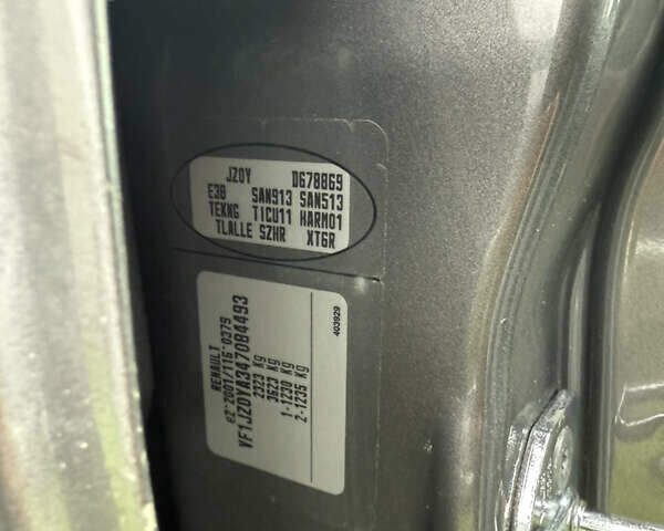 Серый Рено Гранд Сценик, объемом двигателя 2 л и пробегом 241 тыс. км за 10950 $, фото 68 на Automoto.ua