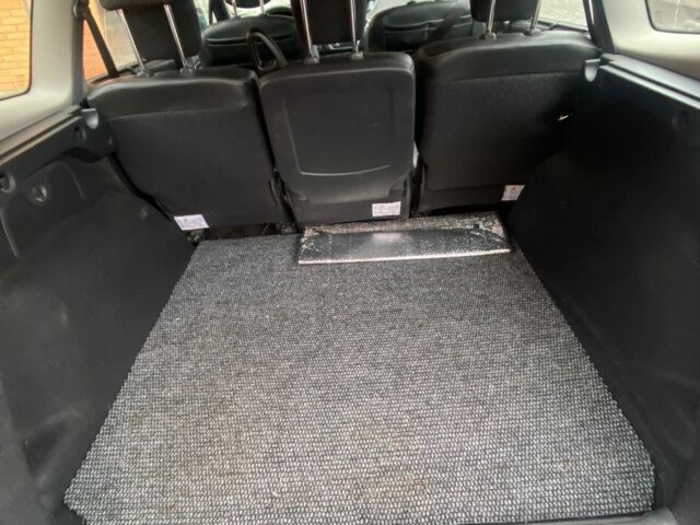 Серый Рено Гранд Сценик, объемом двигателя 1.6 л и пробегом 217 тыс. км за 8200 $, фото 7 на Automoto.ua