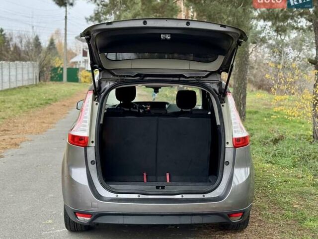 Серый Рено Гранд Сценик, объемом двигателя 1.5 л и пробегом 185 тыс. км за 7200 $, фото 7 на Automoto.ua