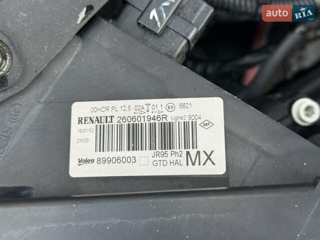 Серый Рено Гранд Сценик, объемом двигателя 1.5 л и пробегом 239 тыс. км за 8999 $, фото 72 на Automoto.ua