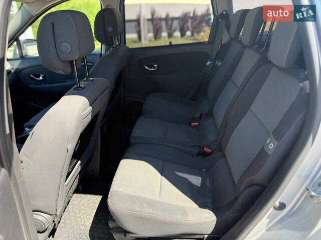 Сірий Рено Гранд Сценік, об'ємом двигуна 1.46 л та пробігом 350 тис. км за 7000 $, фото 10 на Automoto.ua