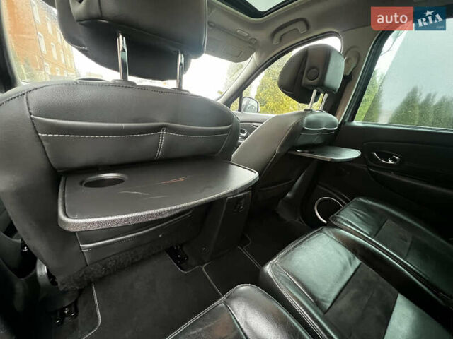 Серый Рено Гранд Сценик, объемом двигателя 1.6 л и пробегом 238 тыс. км за 9500 $, фото 33 на Automoto.ua