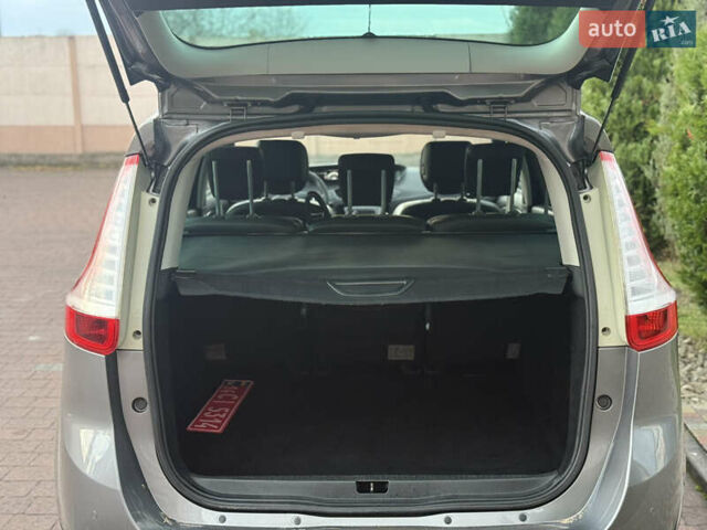 Серый Рено Гранд Сценик, объемом двигателя 2 л и пробегом 241 тыс. км за 10950 $, фото 60 на Automoto.ua