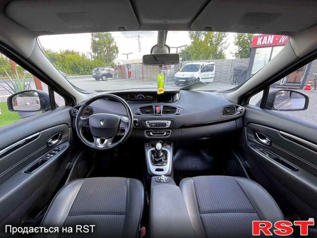 Серый Рено Гранд Сценик, объемом двигателя 1.5 л и пробегом 348 тыс. км за 6800 $, фото 8 на Automoto.ua