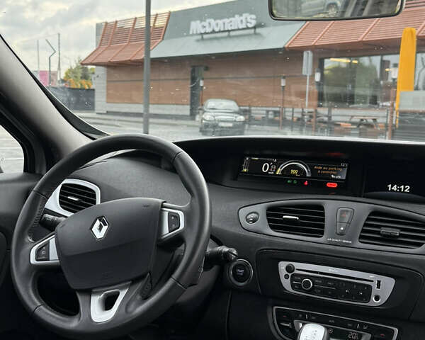 Сірий Рено Гранд Сценік, об'ємом двигуна 1.5 л та пробігом 203 тис. км за 8250 $, фото 8 на Automoto.ua