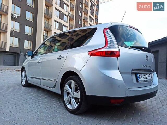 Серый Рено Гранд Сценик, объемом двигателя 1.6 л и пробегом 239 тыс. км за 8700 $, фото 33 на Automoto.ua