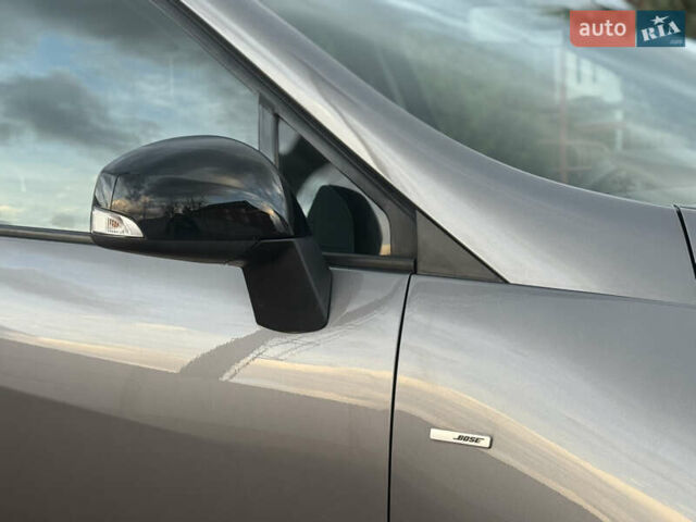 Серый Рено Гранд Сценик, объемом двигателя 2 л и пробегом 241 тыс. км за 10450 $, фото 12 на Automoto.ua