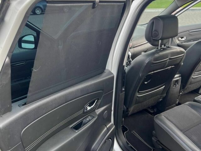 Серый Рено Гранд Сценик, объемом двигателя 1.5 л и пробегом 363 тыс. км за 7600 $, фото 21 на Automoto.ua