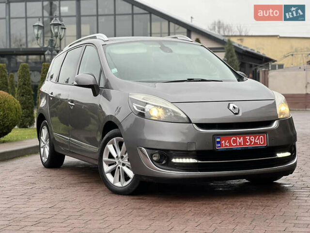 Серый Рено Гранд Сценик, объемом двигателя 1.6 л и пробегом 238 тыс. км за 9500 $, фото 37 на Automoto.ua