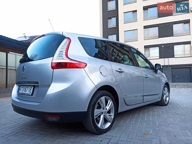 Серый Рено Гранд Сценик, объемом двигателя 1.6 л и пробегом 239 тыс. км за 8700 $, фото 38 на Automoto.ua