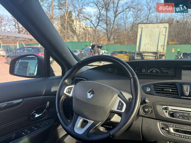 Серый Рено Гранд Сценик, объемом двигателя 1.46 л и пробегом 272 тыс. км за 8999 $, фото 8 на Automoto.ua